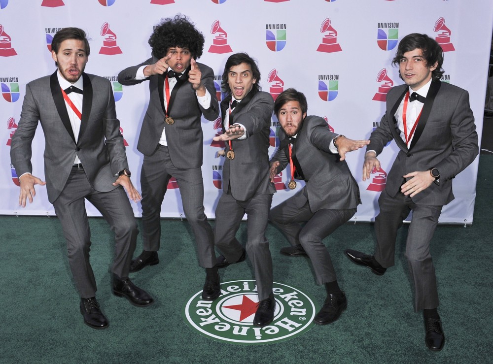 Los Mesoneros;<br>13th Annual Latin Grammy Awards - Arrivals