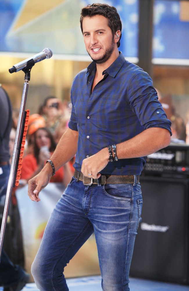 Luke Bryan Picture 115 - Luke Bryan Performs On The Toady Show As Part