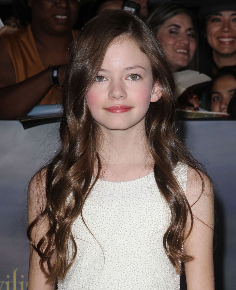 Mackenzie Foy;<br>The Premiere of The Twilight Saga's Breaking Dawn Part II