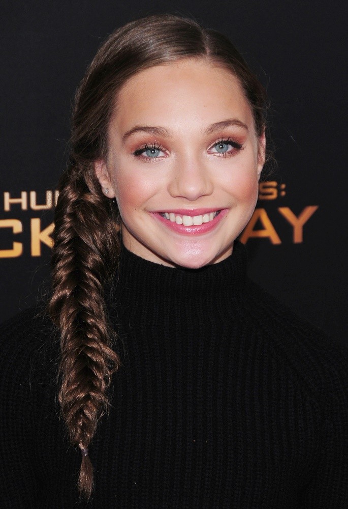 Maddie Ziegler;<br>The Hunger Games: Mockingjay, Part 2 New York Premiere