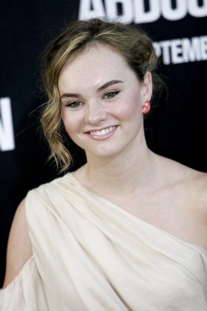 Madeline Carroll;<br>The Premiere of Abduction - Arrivals