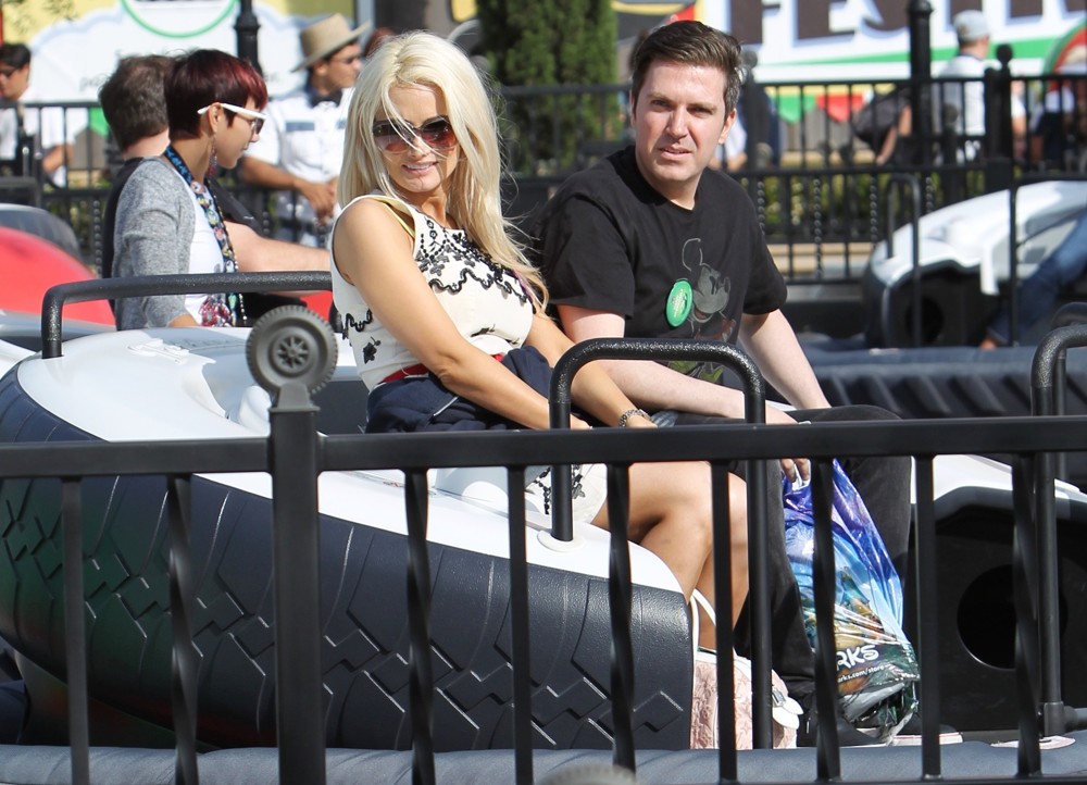 Holly Madison;Pasquale Rotella;<br>Holly Madison and Pasquale Rotella Spend American Independence Day