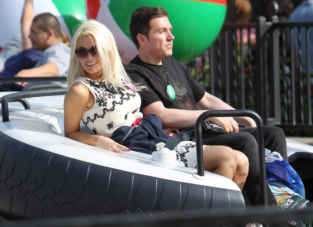 Holly Madison;Pasquale Rotella;<br>Holly Madison and Pasquale Rotella Spend American Independence Day