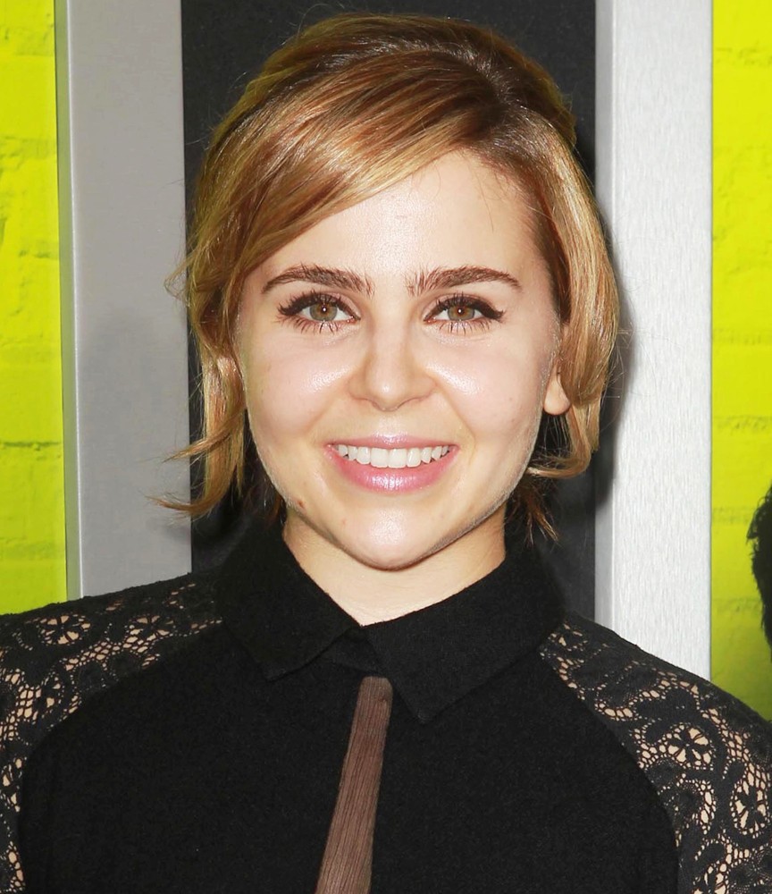 Mae Whitman;<br>The Los Angeles Premiere of The Perks of Being a Wallflower - Arrivals