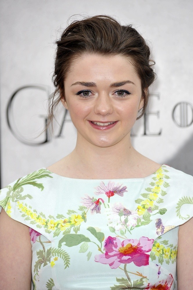 Maisie Williams;<br>Premiere of The Third Season of HBO's Series Game of Thrones - Arrivals