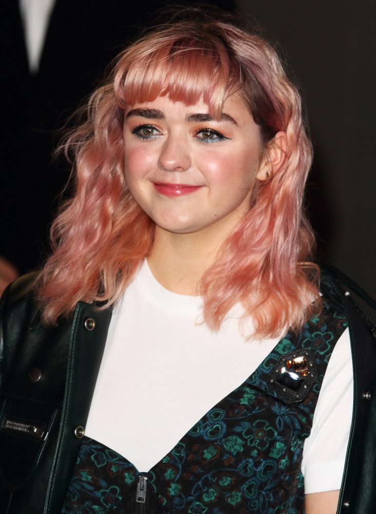 Maisie Williams Pictures, Latest News, Videos.