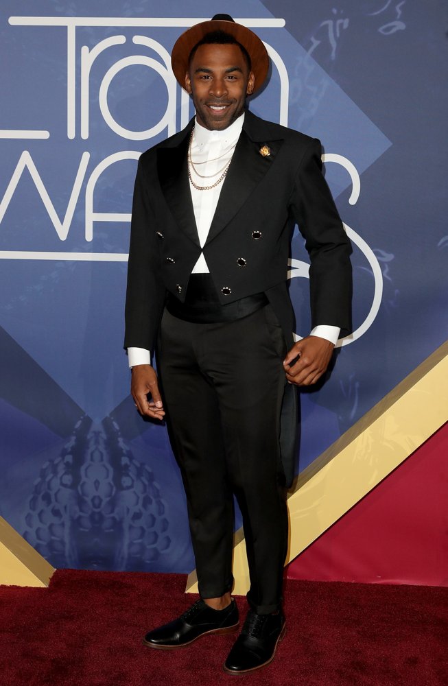 MAJOR;<br>Soul Train Awards 2016 - Red Carpet Arrivals
