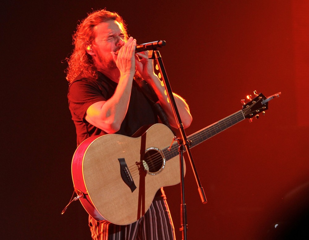 Mana;<br>Mana Performing Live During Their Drama y Luz Tour