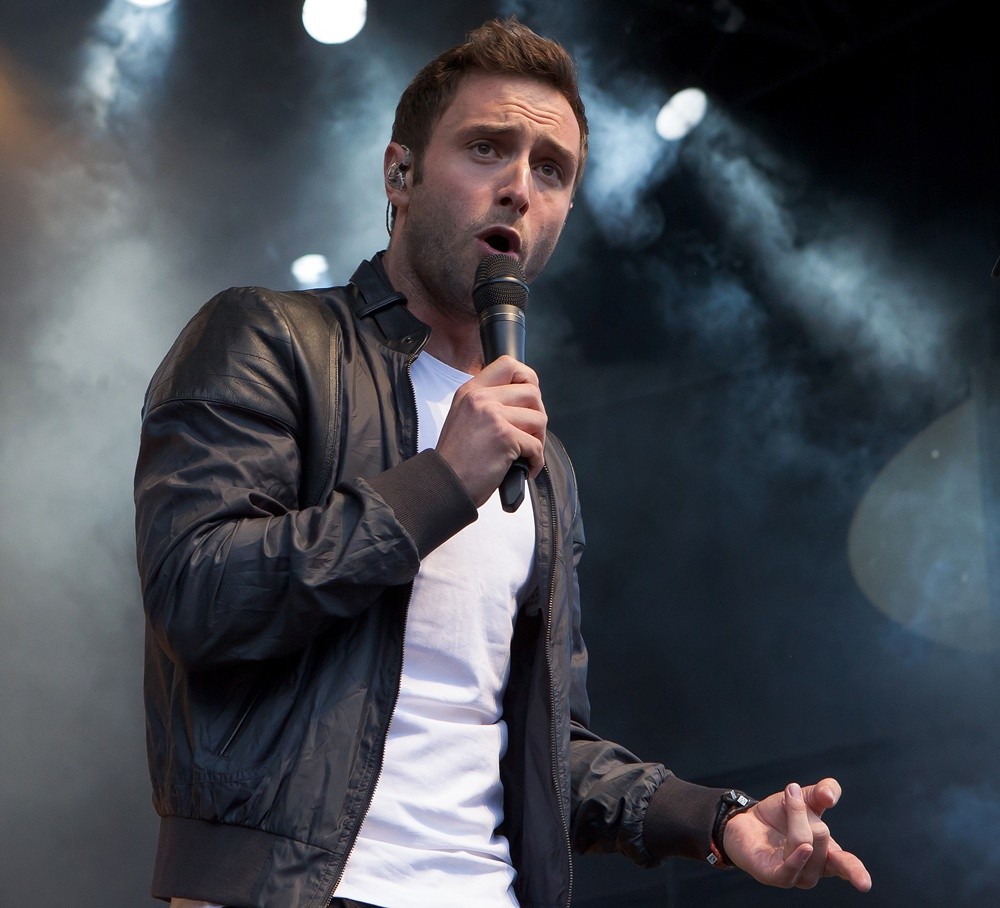 Mans Zelmerlow Picture 1 - Mans Zelmerlow Performing Live
