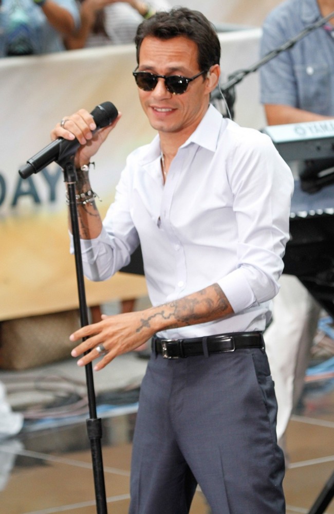 Marc Anthony Picture 149 Marc Anthony Performs Live as Part of The
