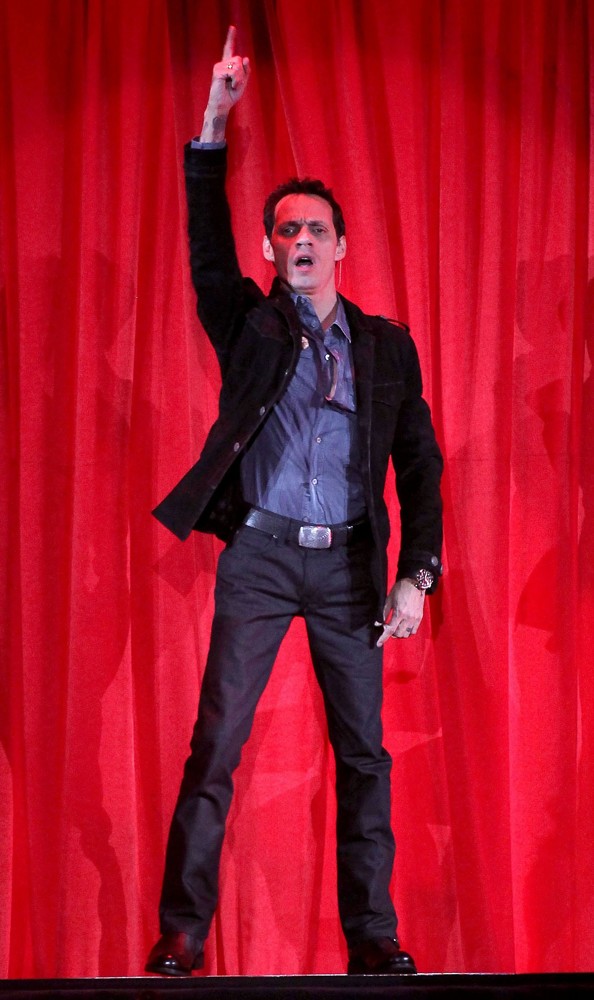 Marc Anthony;<br>Q Viva Show