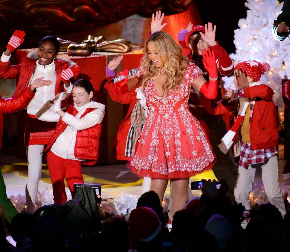 Mariah Carey;<br>Mariah Carey Taping Her Performance for The Tree Lighting Ceremony