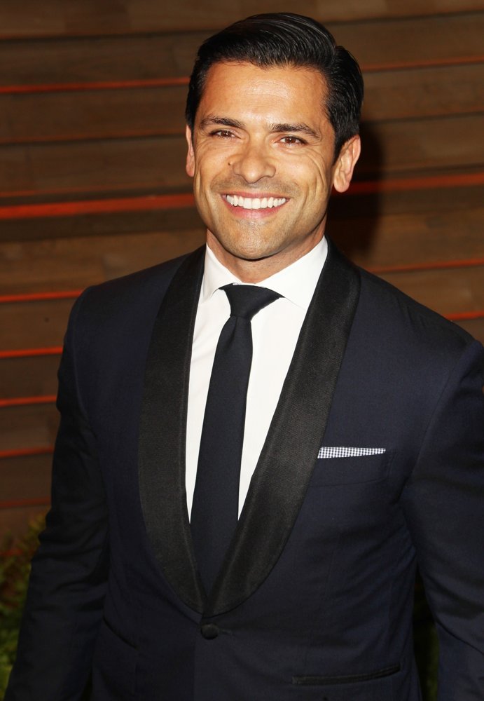 Mark Consuelos Net Worth, Salary, Weight, Age, Bio