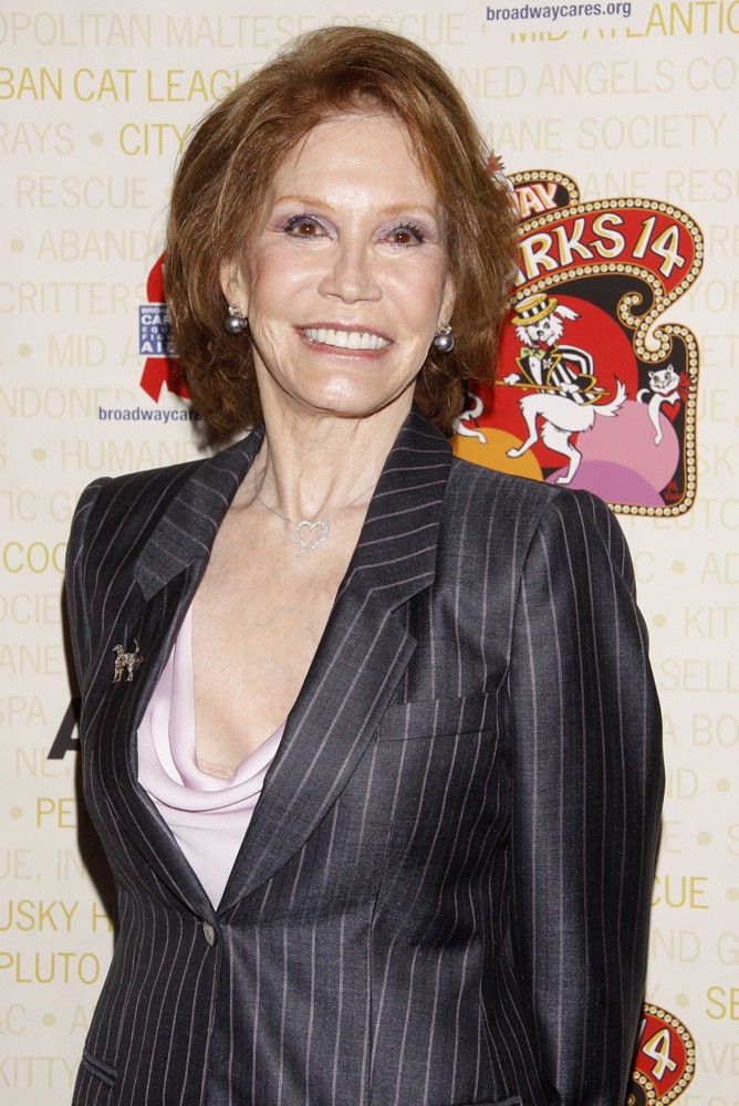 Mary Tyler Moore;<br>Broadway Barks: The 14th Annual Dog and Cat Adopt-a-thon