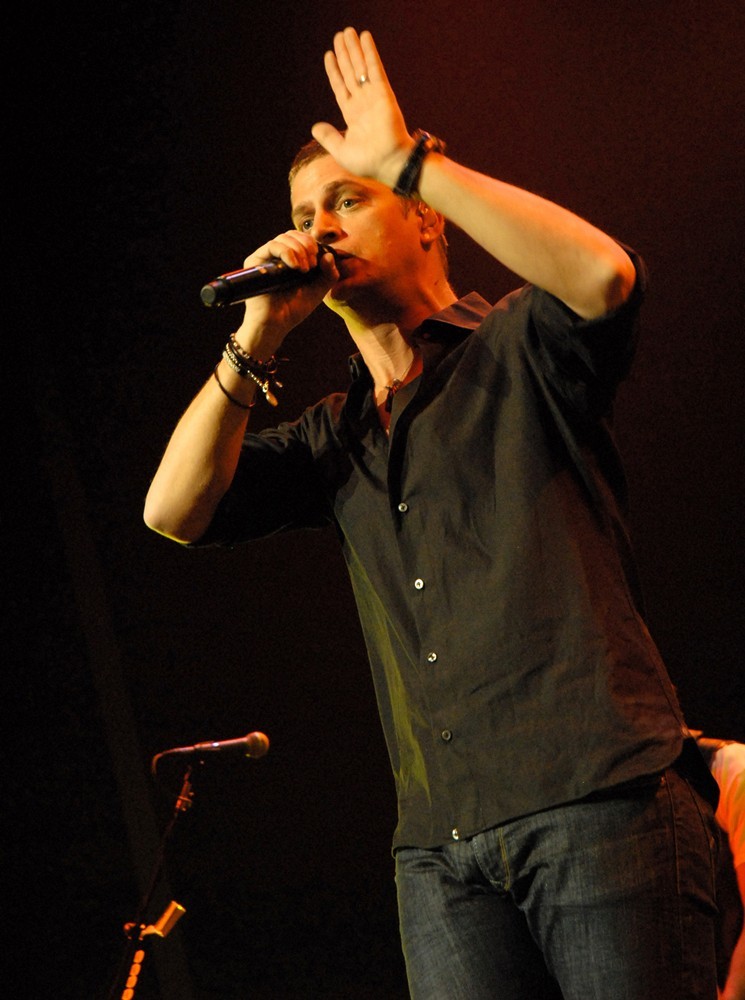 Rob Thomas Picture 14 Matchbox 20 Performing Live in Concert