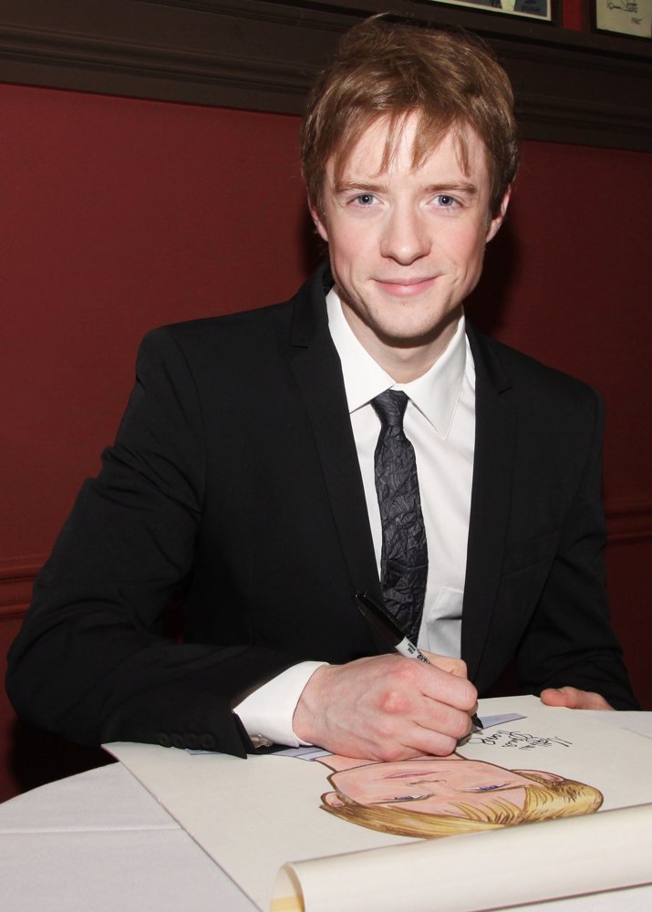 Matthew James Thomas;<br>The Stars of Broadway's Pippin Receive Their Portraits