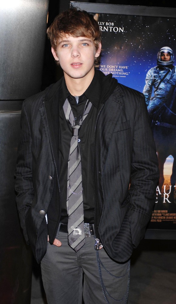 Max Thieriot Picture 3 - The Warner Bros. Premiere of The Astronaut ...