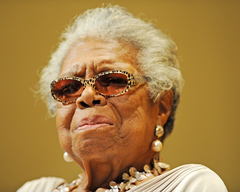 Maya Angelou;<br>Maya Angelou Speaks at Congregation B'nai Israel