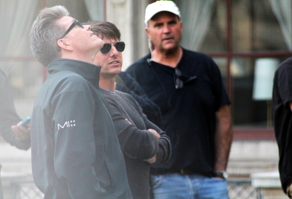 Christopher McQuarrie;Tom Cruise;<br>On The Set of Mission: Impossible V