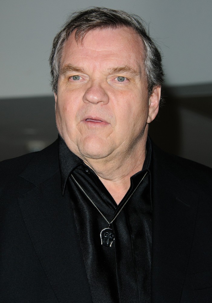 Meat Loaf Signs Copies of His Album Hell in A Handbasket