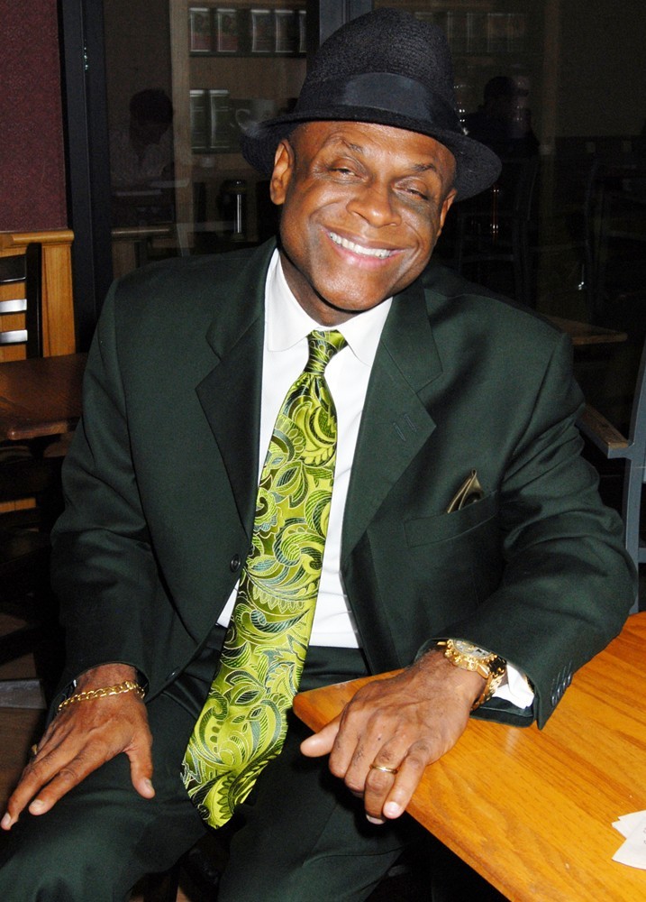 Michael Colyar;<br>Michael Colyar Enjoys Coffee in A Local Cafe with Friends
