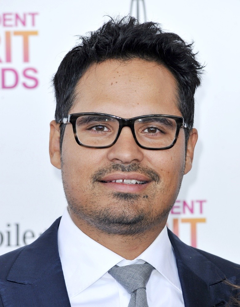 Michael Pena;<br>2013 Film Independent Spirit Awards - Arrivals