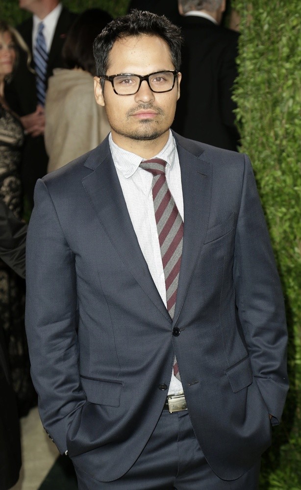 Michael Pena;<br>2013 Vanity Fair Oscar Party - Arrivals