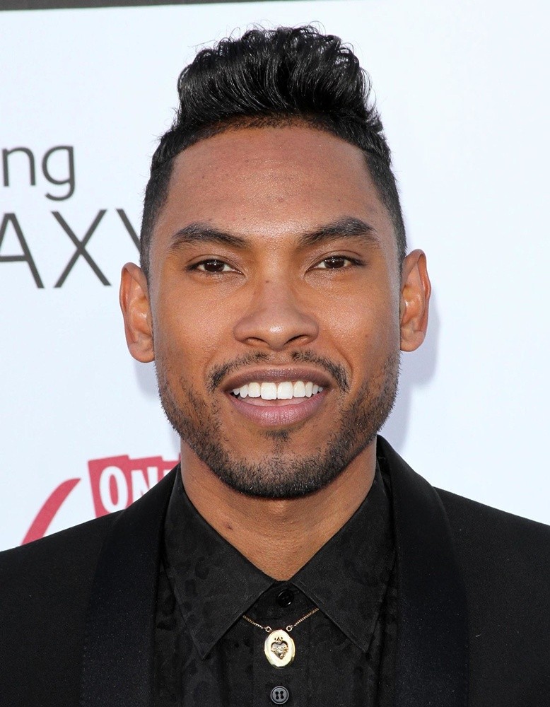 Miguel;<br>2013 Billboard Music Awards - Arrivals