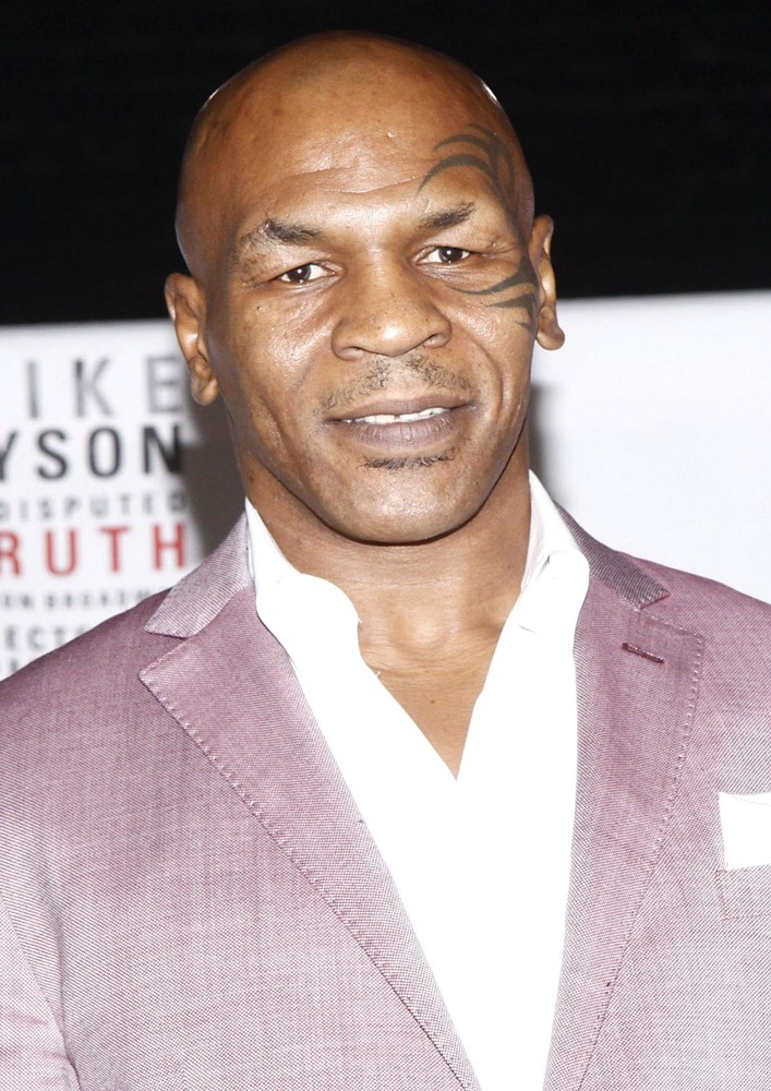 Mike Tyson Picture 39 Comedy Central Roast of Charlie Sheen Arrivals
