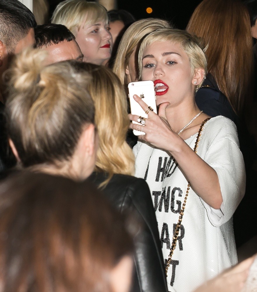 Mileycyrus Picture 793 Miley Cyrus Arrives at The Beverly Hills Hotel