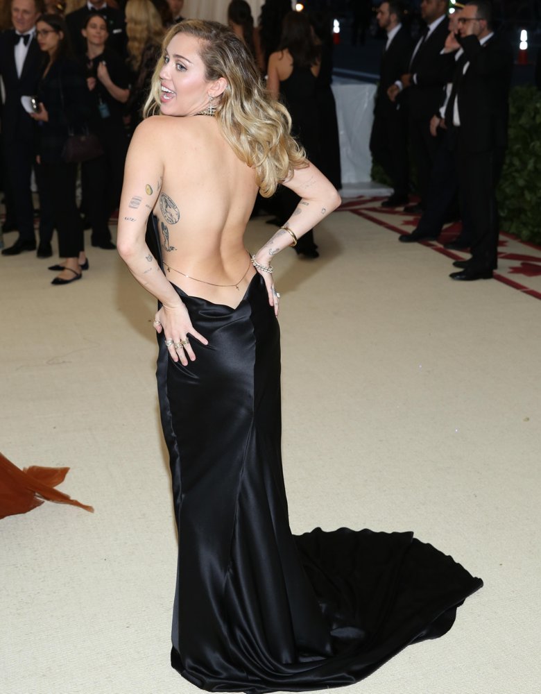 miley cyrus met gala 2018
