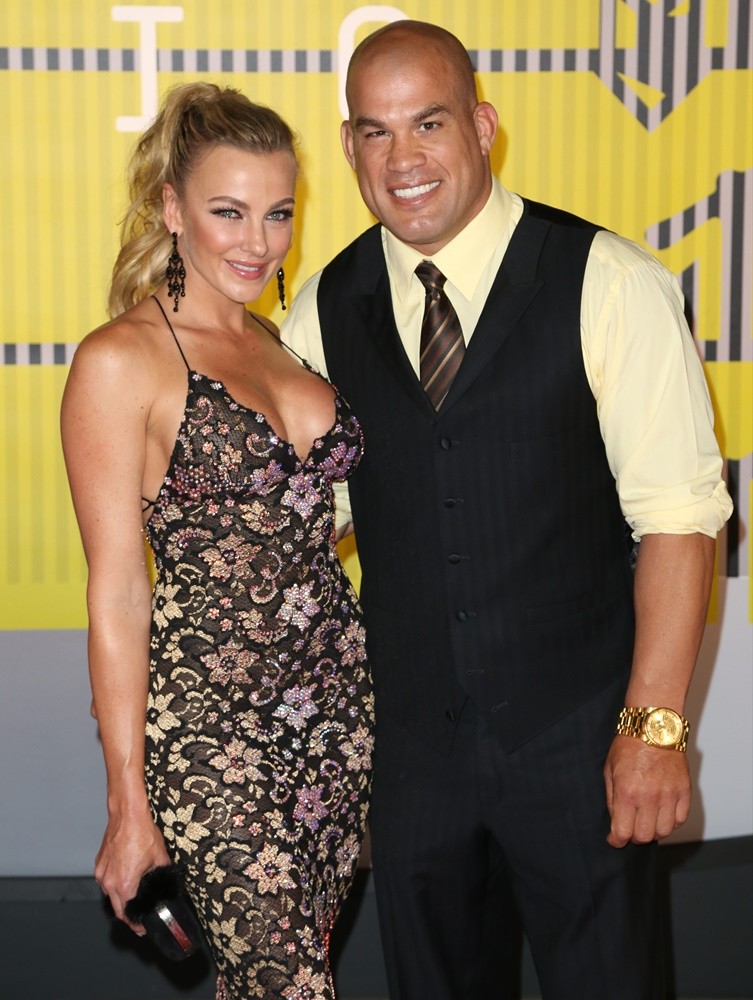 Amber Nichole Miller;Tito Ortiz;<br>2015 MTV Video Music Awards - Arrivals