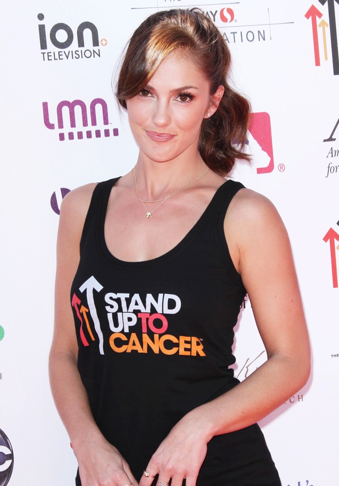 Minka Kelly;<br>Stand Up To Cancer 2012 - Arrivals