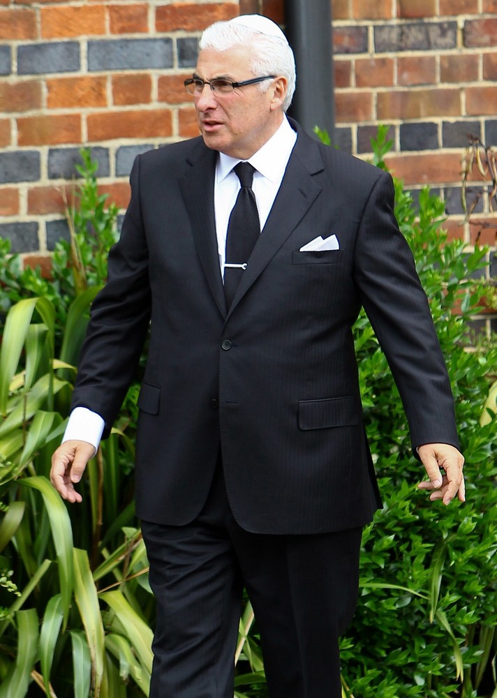 Mitch Winehouse;<br>The Cremation of Amy Winehouse