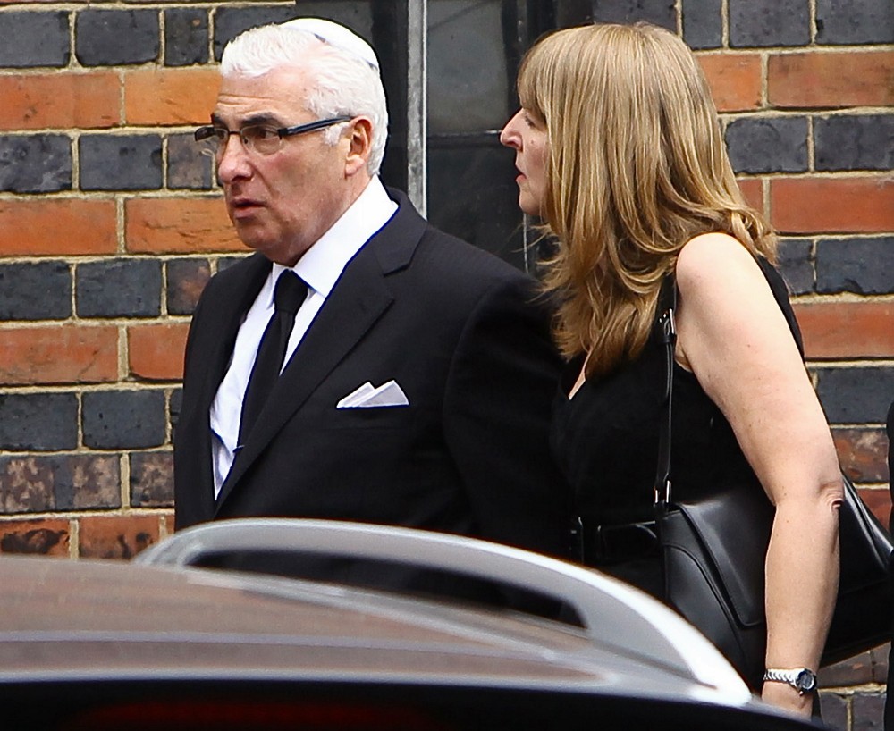 Mitch Winehouse;<br>The Cremation of Amy Winehouse