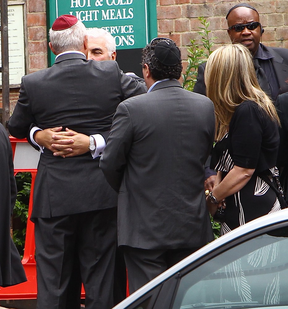 Mitch Winehouse;<br>The Cremation of Amy Winehouse