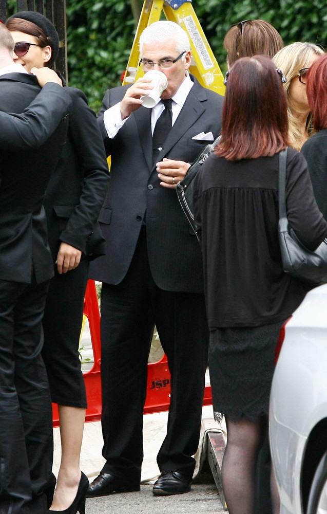 Mitch Winehouse;<br>The Cremation of Amy Winehouse