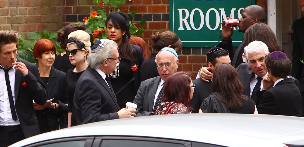 Mitch Winehouse;<br>The Cremation of Amy Winehouse