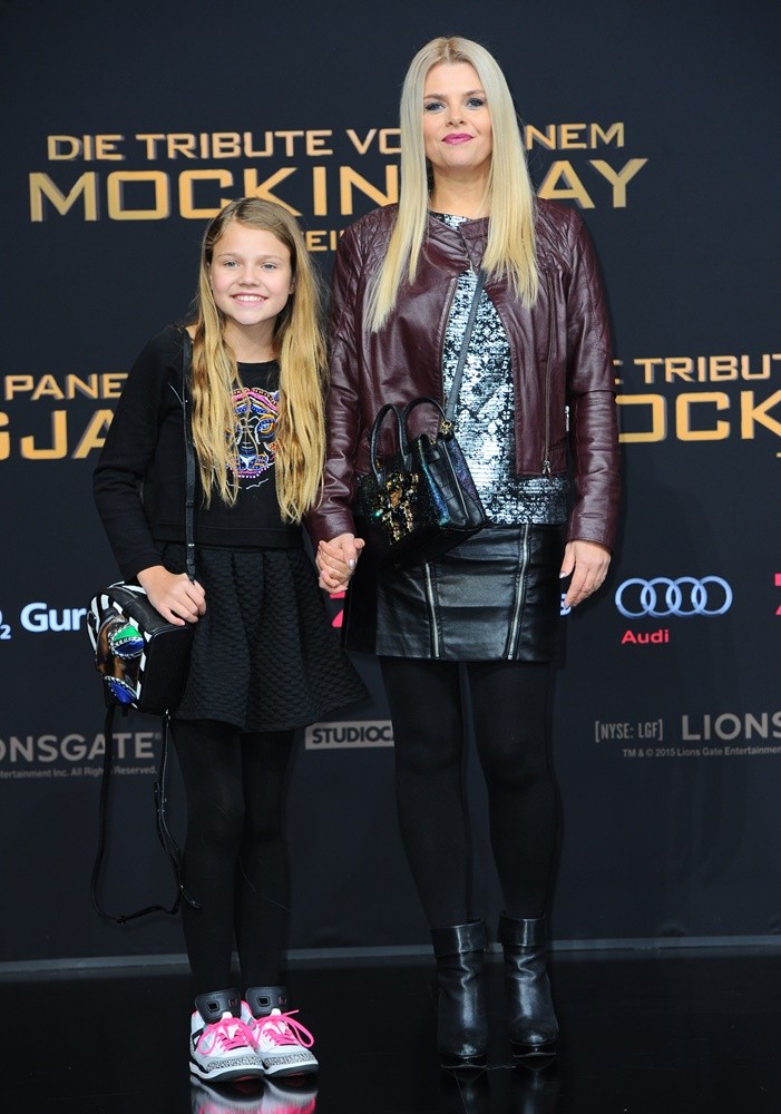 Faye Montana;Anne-Sophie Briest;<br>World Premiere of The Hunger Games: Mockingjay, Part 2