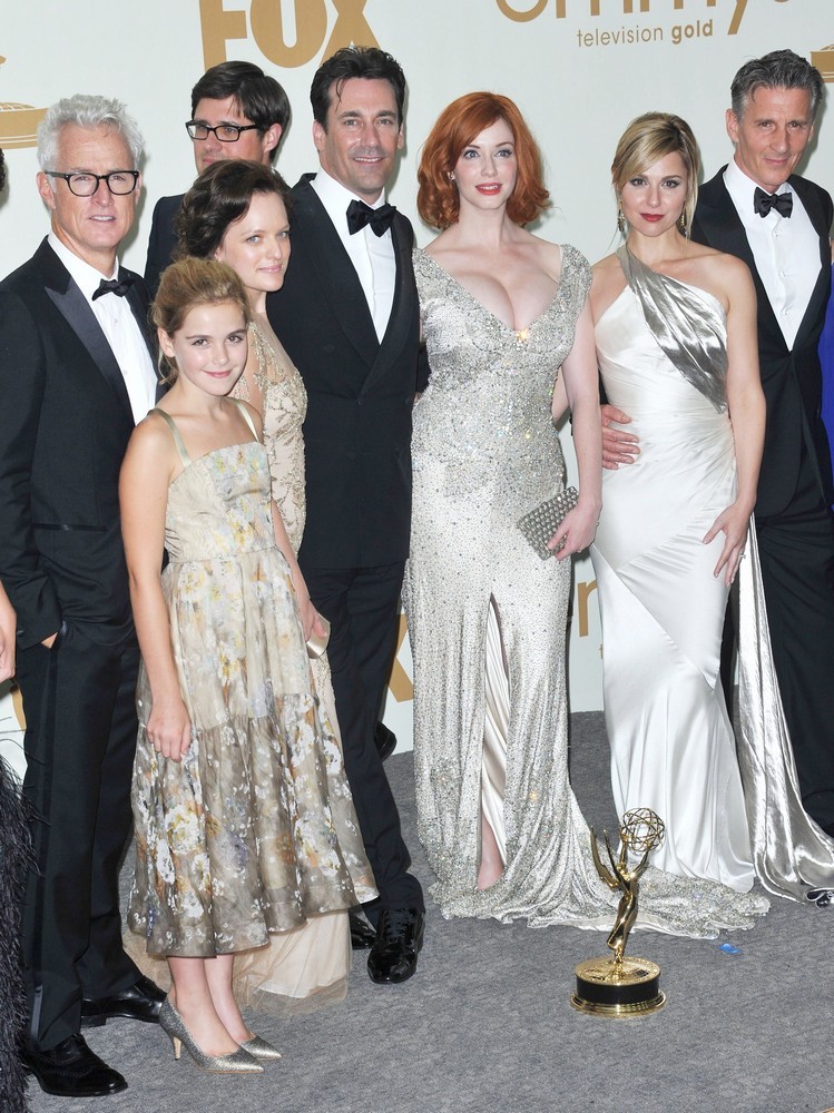 Kiernan Shipka;Elisabeth Moss;Jon Hamm;Christina Hendricks;Cara Buono;<br>The 63rd Primetime Emmy Awards - Press Room
