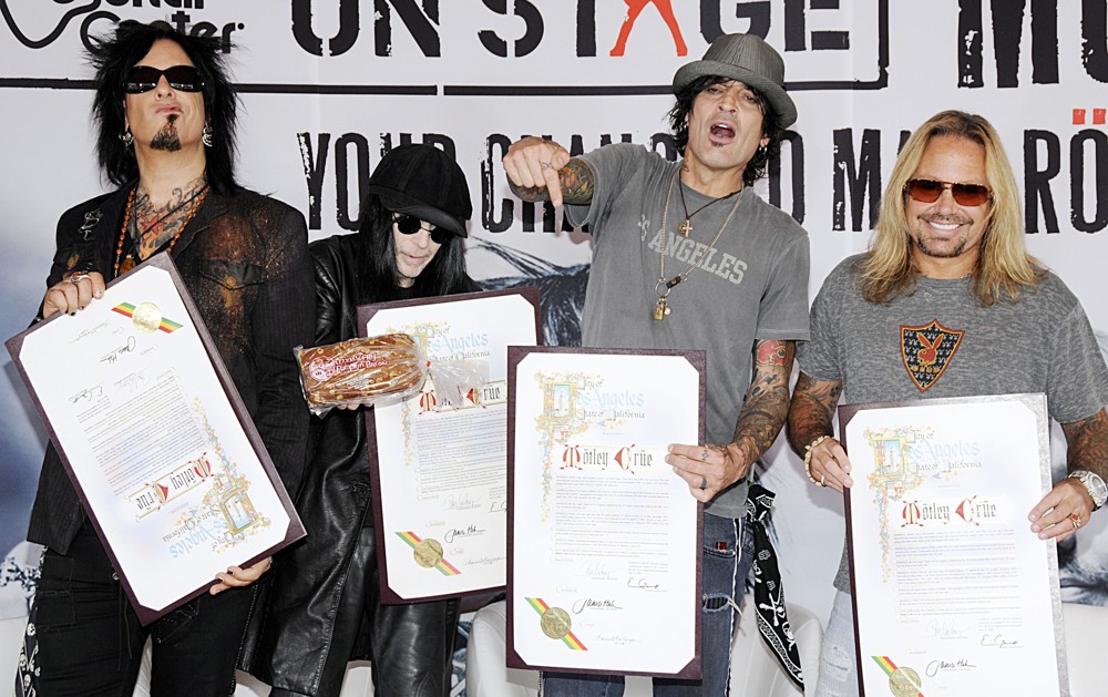 Motley Crue in Motley Crue Launch of Guitar Centre on-Stage with The Make R...