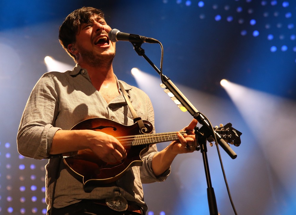 Mumford & Sons;<br>Mumford and Sons Performing Live in Concert