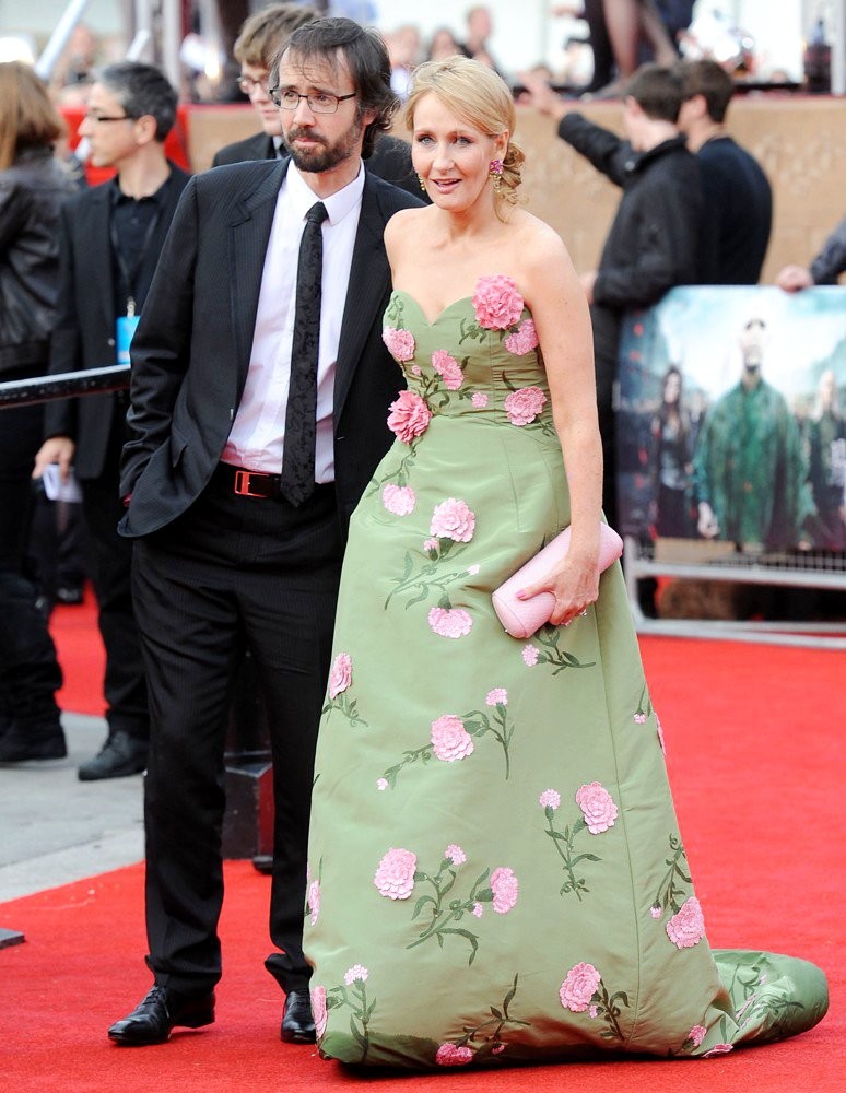 Neil Murray;J.K. Rowling;<br>Harry Potter and the Deathly Hallows Part II World Film Premiere - Arrivals