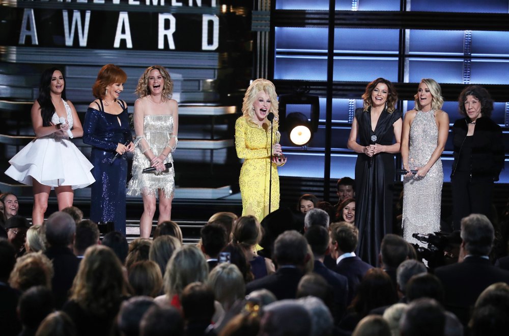 Kacey Musgraves;Reba McEntire;Jennifer Nettles;Dolly Parton;Martina McBride;Carrie Underwood;Lily Tomlin;<br>50th Annual CMA Awards - Performances