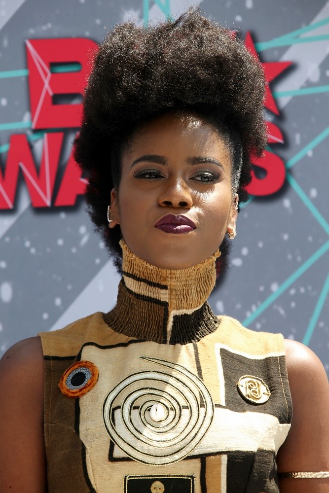MzVee;<br>BET Awards 2016 - Arrivals