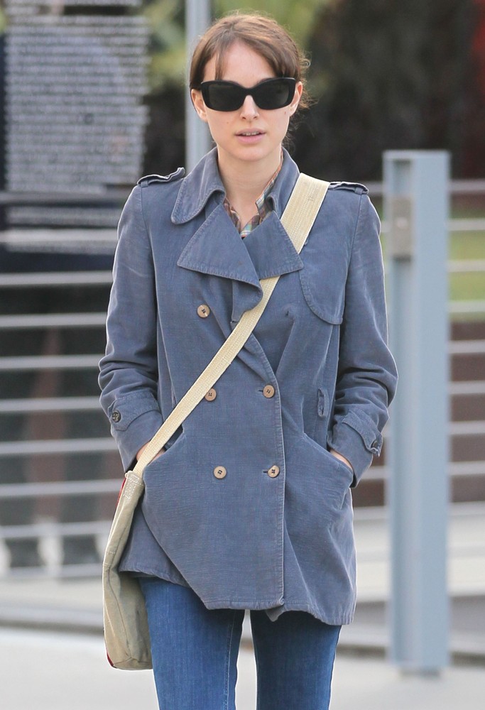 Natalie Portman;<br>Natalie Portman Enjoys A Family Day Out at The Los Angeles County Museum of Art