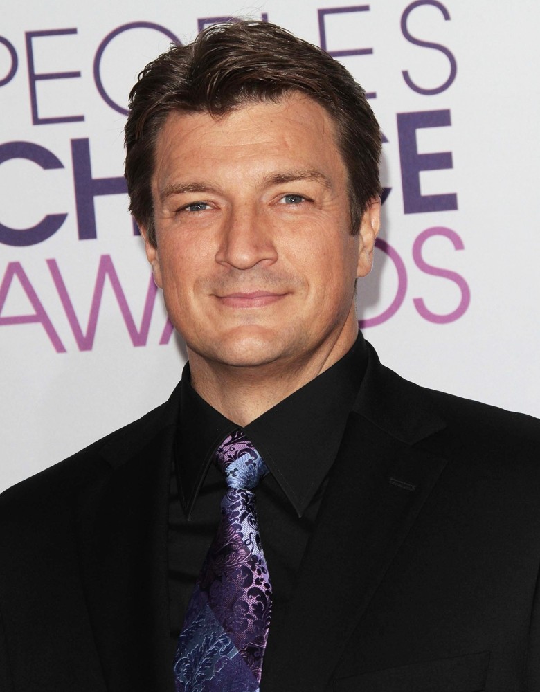 Nathan Fillion;<br>People's Choice Awards 2013 - Red Carpet Arrivals