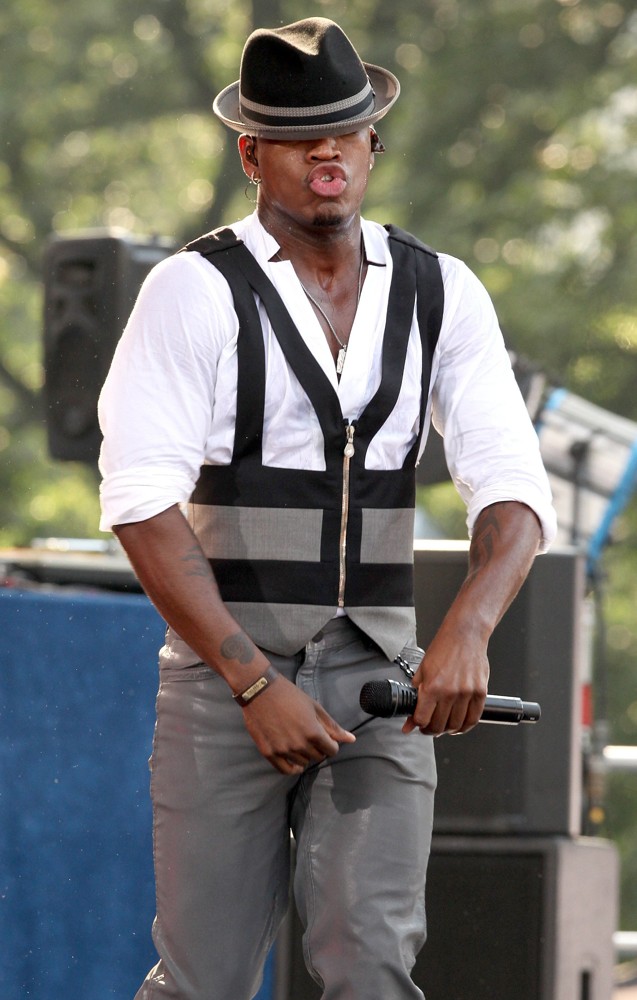 Ne-Yo;<br>Ne-Yo Performs Live as Part of Good Morning America's Summer Concert Series