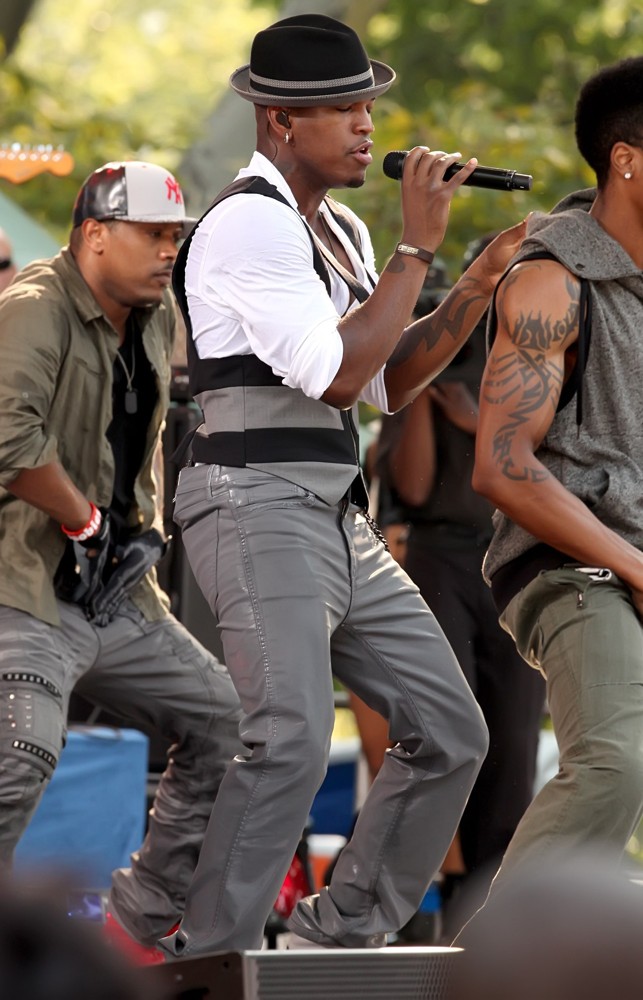 Ne-Yo;<br>Ne-Yo Performs Live as Part of Good Morning America's Summer Concert Series
