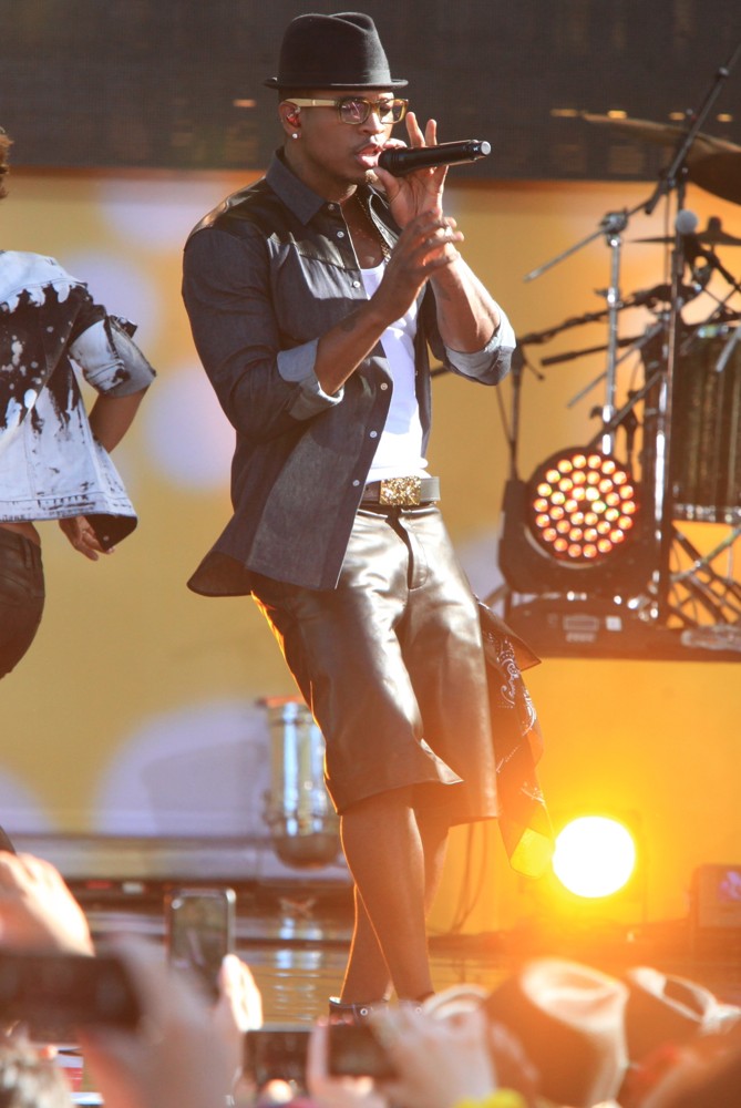 NeYo Picture 1 NeYo Performs Live as Part of GMA's Summer Concert
